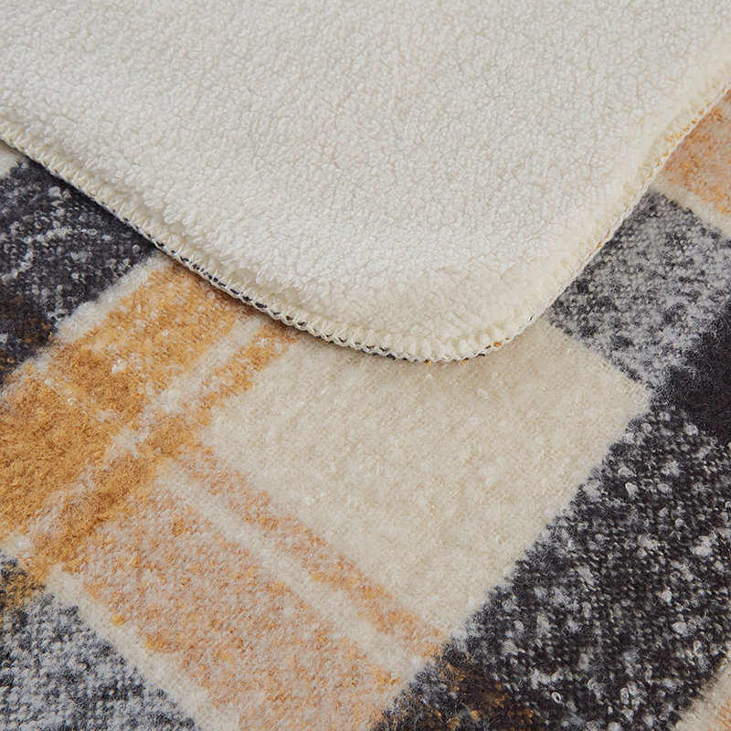 Jeté en faux mohair à sherpa, Tanné