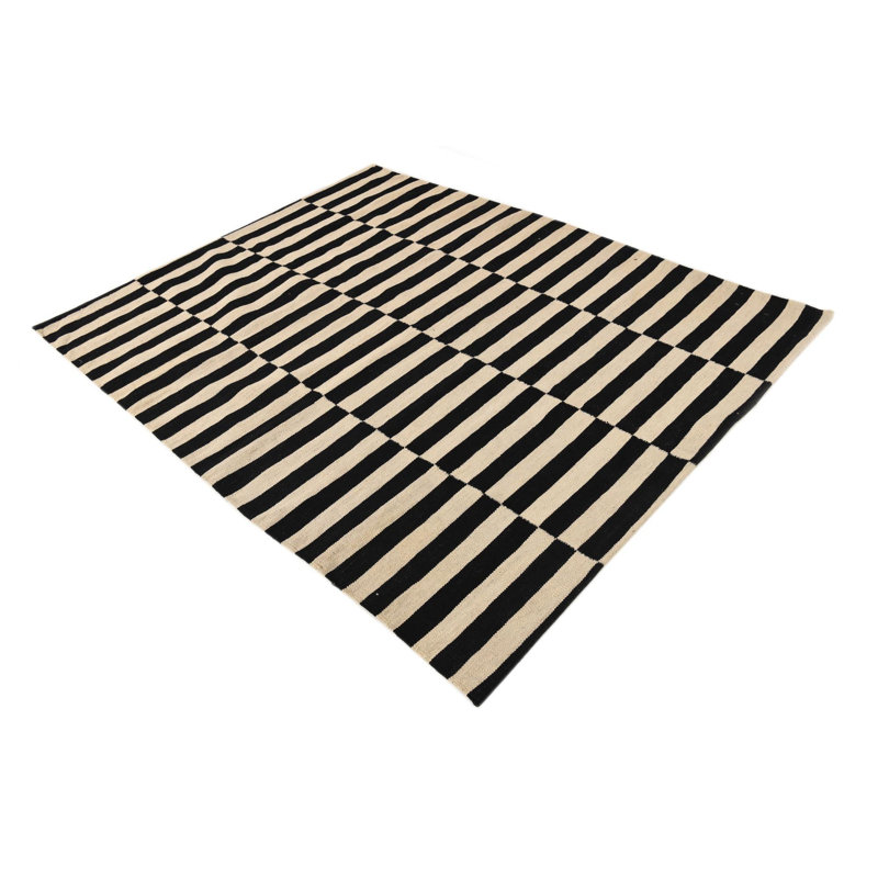 Tapis noir et blanc Petrella