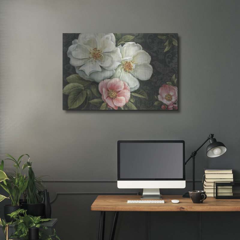 «Floral Damask I» par Lisa Audit, H 24 po x l 36 po
