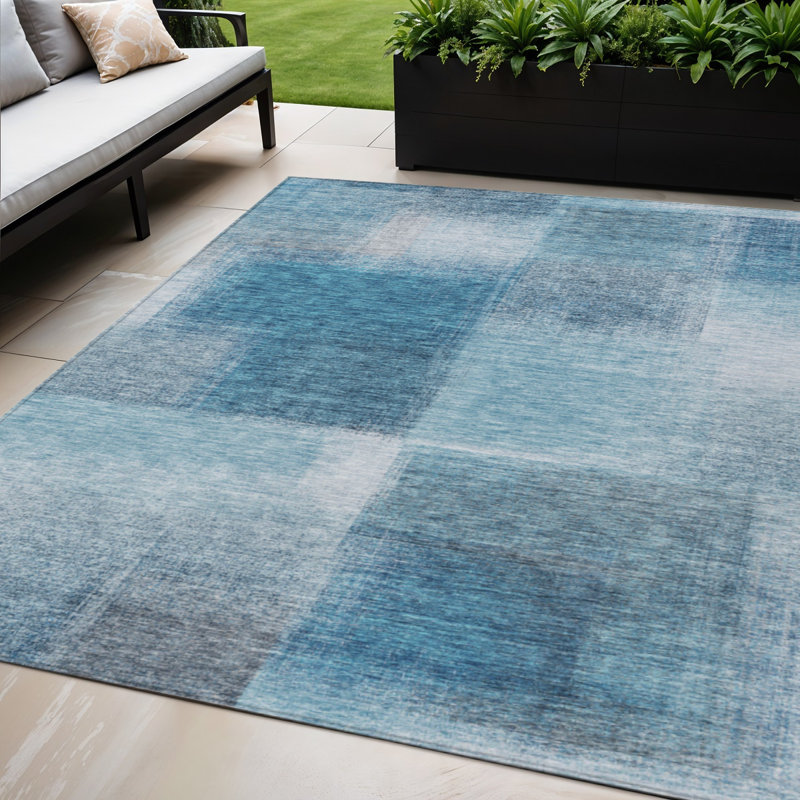Tapis intérieur lavable abstrait bleu denim et bleu marine HomeRoots 5 pi x 8 pi