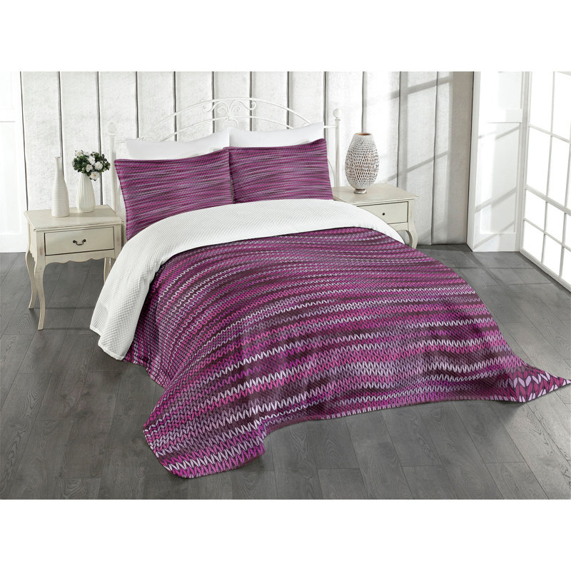 White Quilted Queen Bedspread Set with Pillow Shams