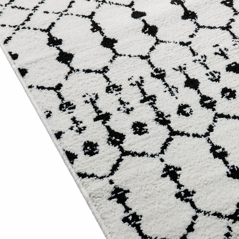 Geometric Indoor Rug, Rectangle 5' x 7'