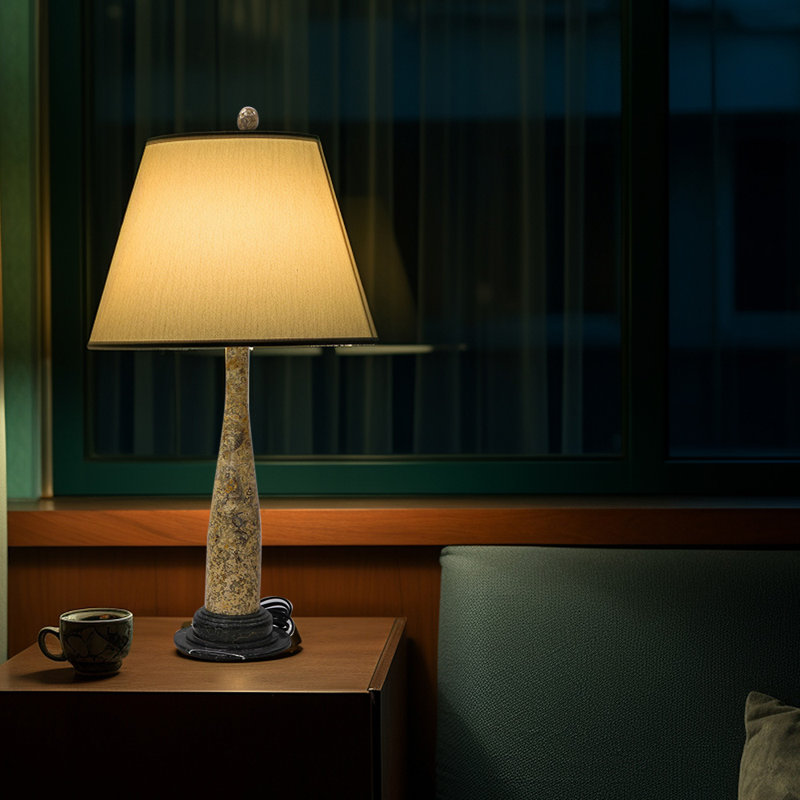 Lampe de table en marbre Artica 32 pouces, grand luminaire d'appoint pierre fossile