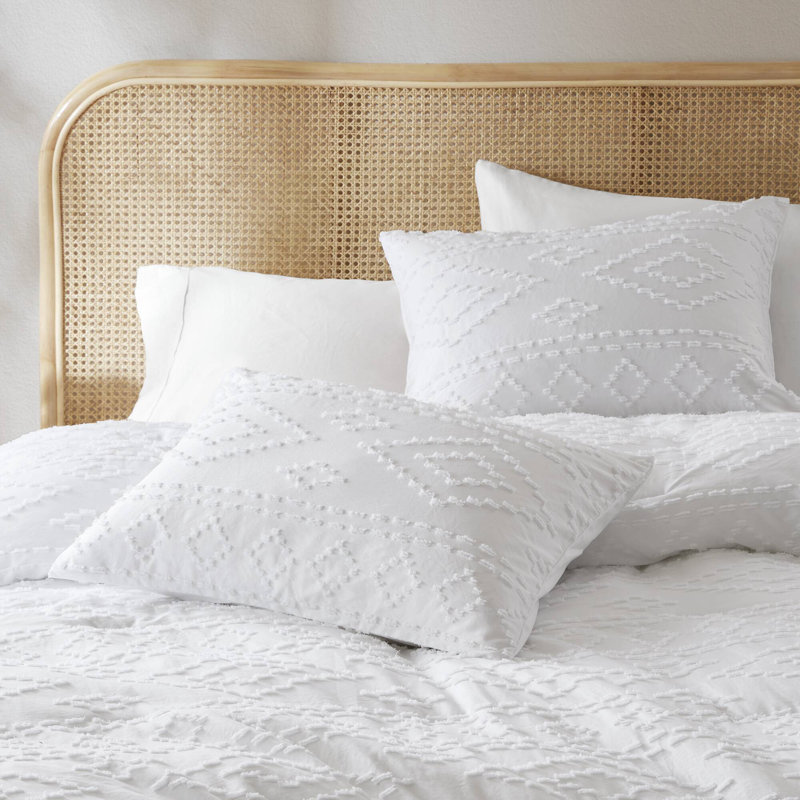 Gigi Clipped Jacquard Tufted Comforter Set, White, Full / Double Comforter + 2 Standard Shams