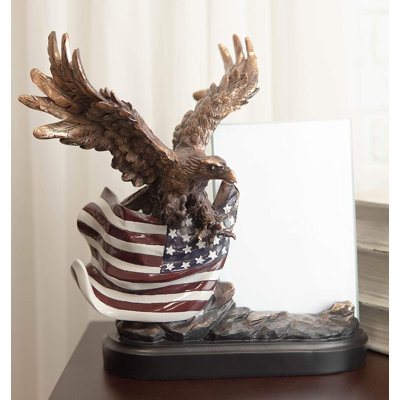 Statue aigle chauve avec ailes déployées Ebros