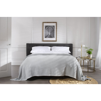 Guimraes Cotton Solid Colour Bedspread
