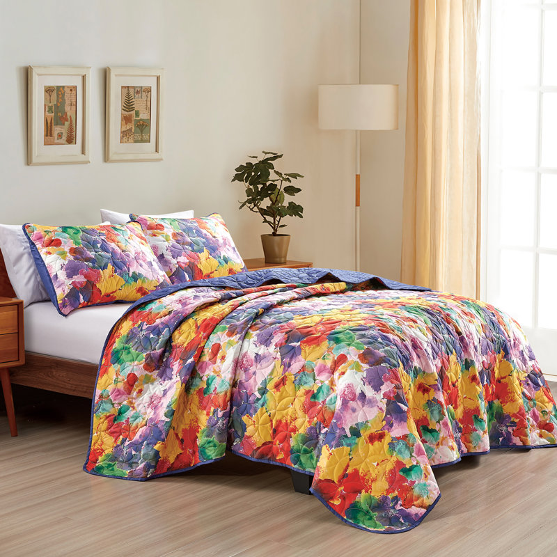 Ksana Floral Duvet Cover, Queen Bedspread + 2 Standard Shams