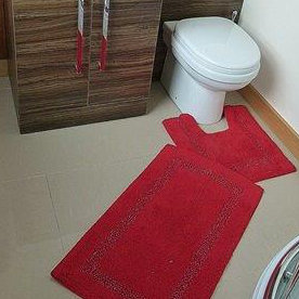 Cotton Non-Slip Bath Rug, Red