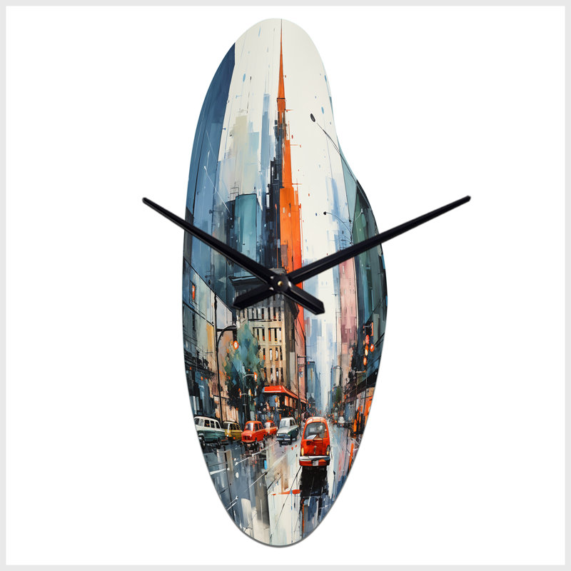 Horloge murale moderne incurvée Ortwein, Médium