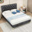Structure de lit grise revêtue de velours, tête de lit pleine grandeur, convient à différents styles de chambre à coucher avec différents décors-129943964