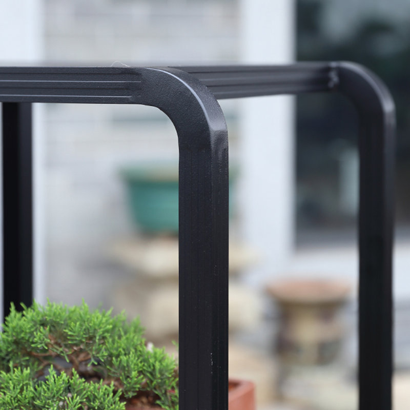 Tablette d'extérieur pour plantes en aluminium