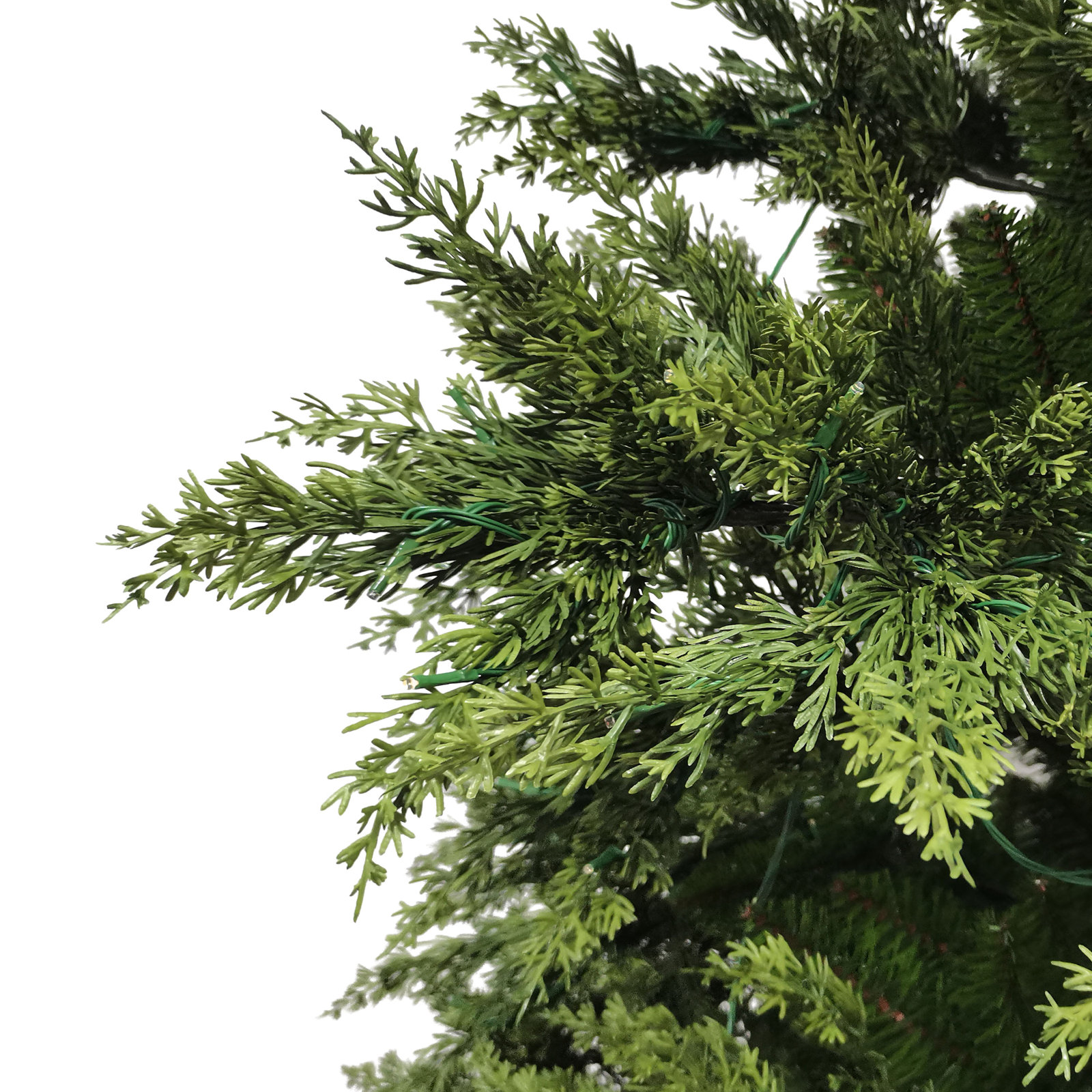 7.5' Pre-Lit Cedar Christmas Tree