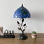 Lampe de table Haruko Tiffany Vitrail bleu Feuilles vertes Ampoule DEL incluse Feuilles en métal l 10 po x P 10 po x H 20 po