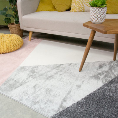 Biest Machine Woven Blush Indoor Rug