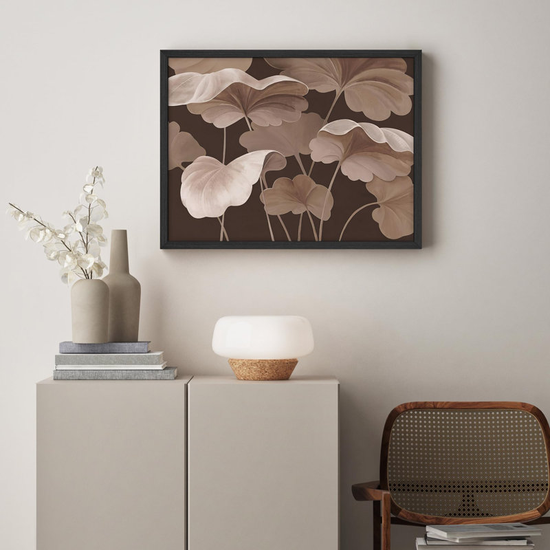 Affiche monochrome encadrée de feuilles de lotus dans des tons de brun minimalistes, H 11 po x l 14 po