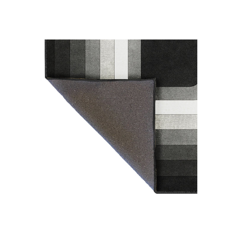 Tapis noir Mosso, 2 pi x 2 pi 11 po