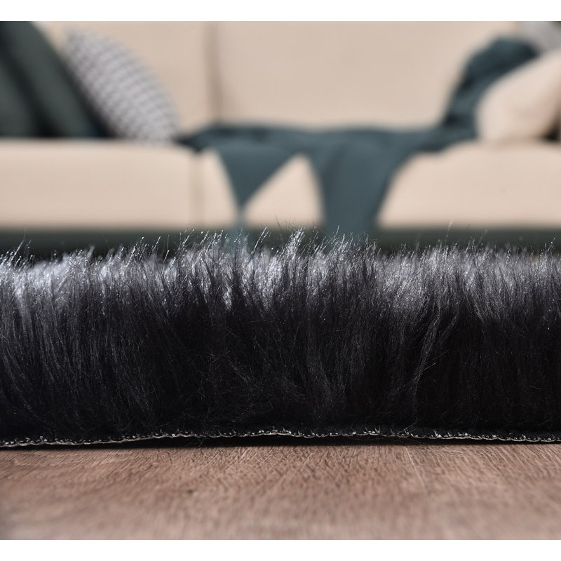 Mamdouh Faux Sheepskin Indoor Rug, Rectangle 10' x 12'