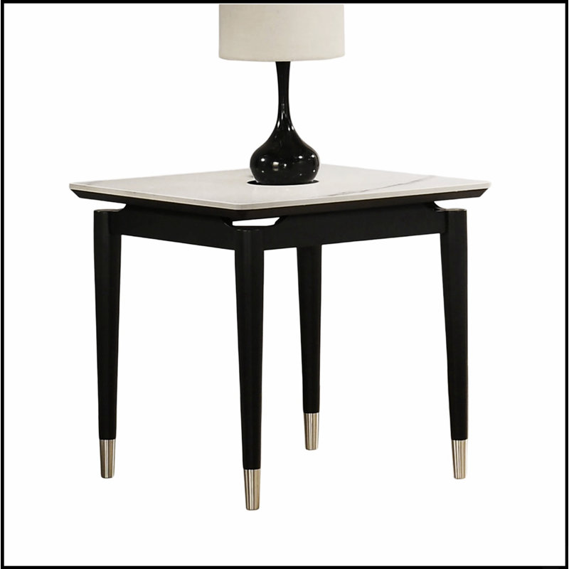 Table de bout 1pc de style contemporain avec plateau en pierre frittée et pieds en flèches argentées, parfaite pour les intérieurs modernes et durables.