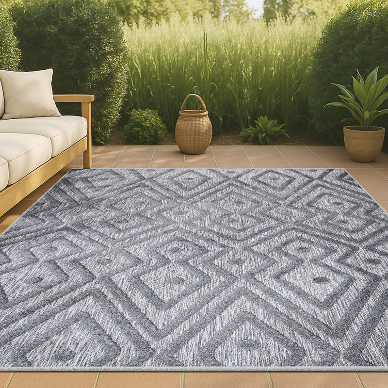 Fierros Moroccan Diamond Dark Gray Indoor/Outdoor Rug, Rectangle 5'3" x 7'7"