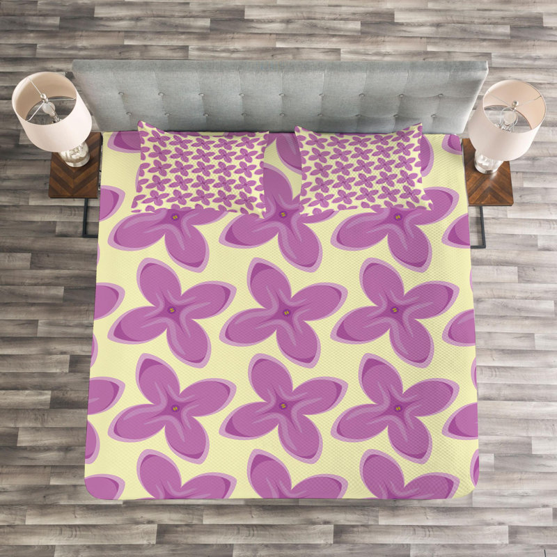 Farmhouse / Country Polyester Floral Coverlet, Queen Coverlet + 2 Shams