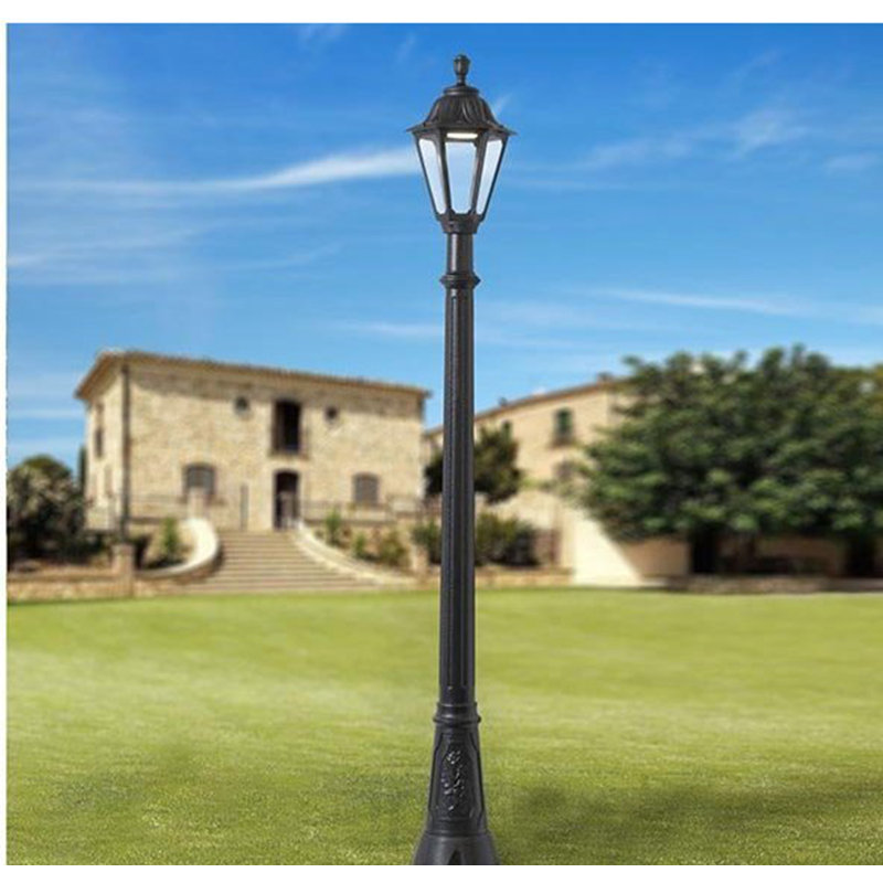 Ottley Lamp Post (Full)