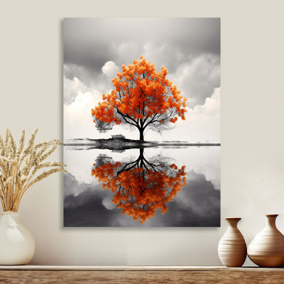 Arbre d'automne orange seul dans le lac - arbre, décoration murale