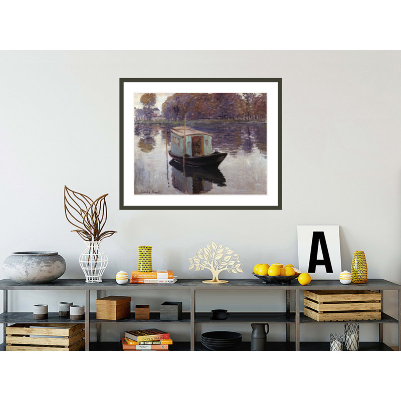 «Monet's Studio Boat» par Claude Monet, impression giclée encadrée, H 33,5 po x l 41,31 po