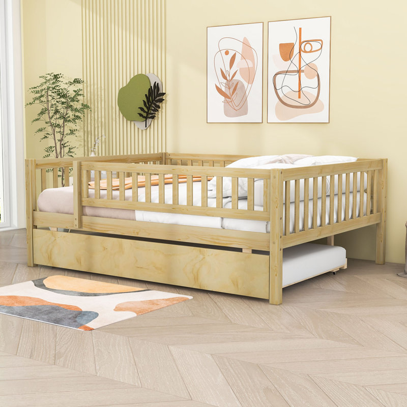 Idonna Daybed with Trundle, Full / Double, Natural