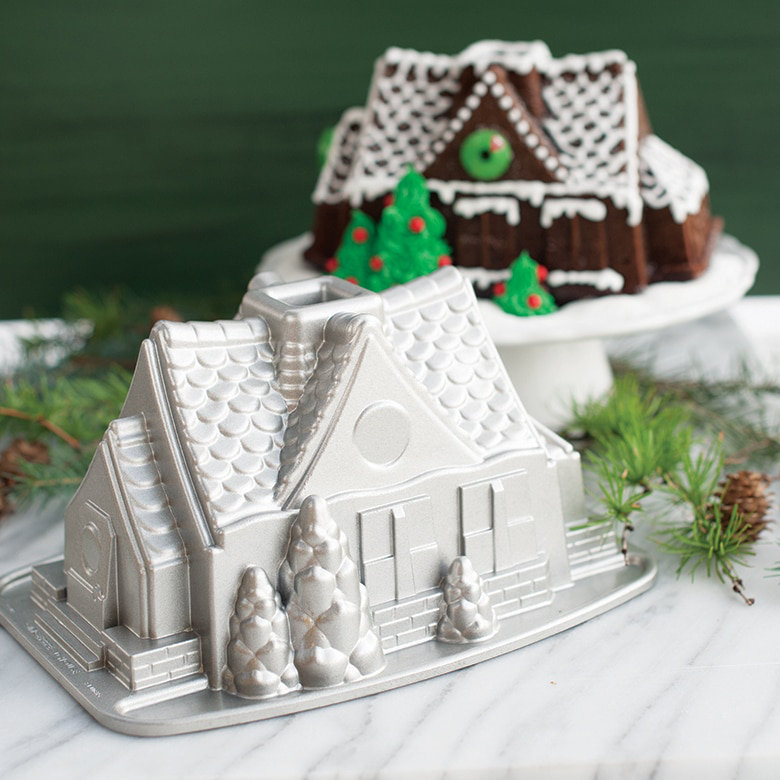 Nordic Ware Bundt® Gingerbread House Fluted Cake Pan