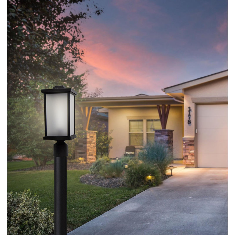 Artisan Square Post Top Fixture with Frosted Acrylic Lens, Black, 4000K