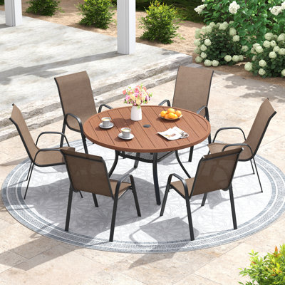 Ensemble repas pour patio 6 personnes avec chaises empilables