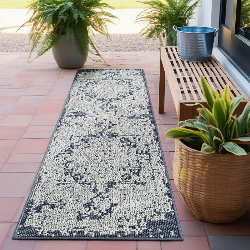 Indoor/Outdoor Traditional Area Rug, Runner 2' x 6'1"