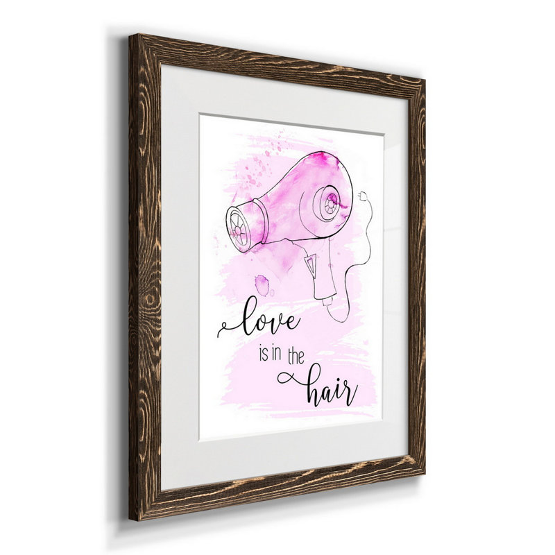 «Love Is in the Hair», reproduction d'art textuel sur papier encadré, H 20 po x l 17 po x P 1,5 po, Noyer