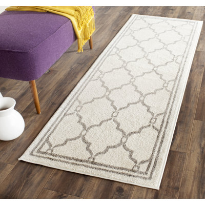 Amherst Performance Geometric Rug