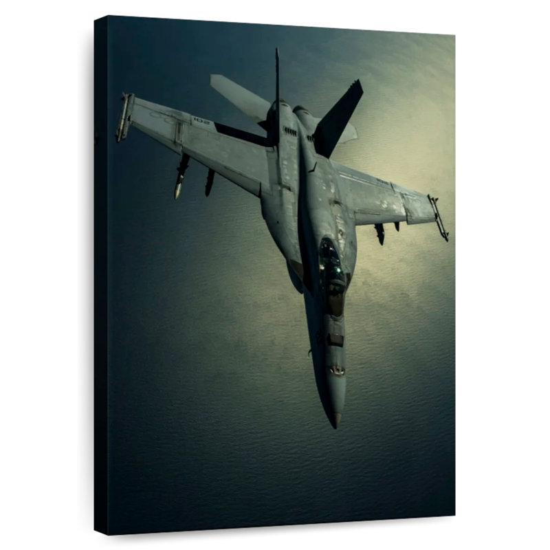 Avion militaire Mait, H 36 po x l 24 po