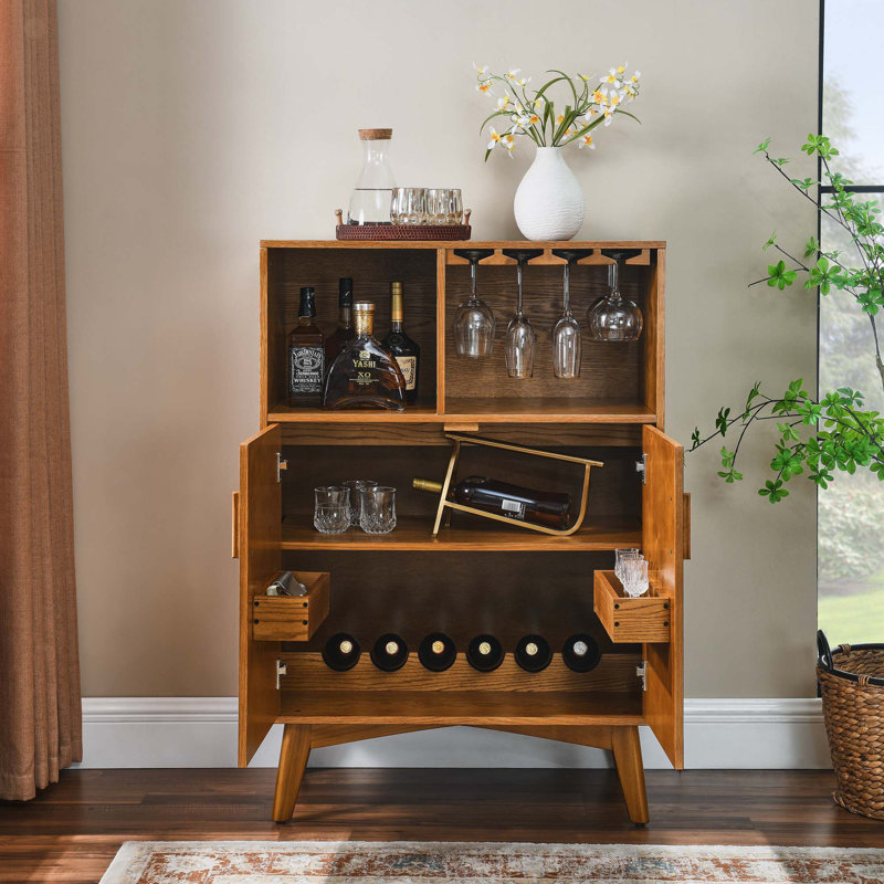 Buffet rustique avec porte-verres à vin, support à vin et tablette réglable