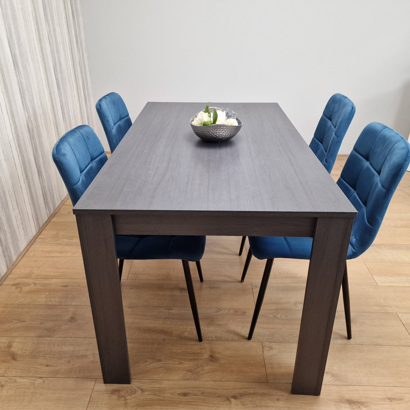 Merchelle 4 - Person Dining Set