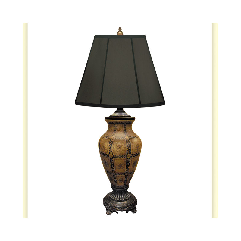 Leaf Hatch Ormolu Porcelain Table Lamp