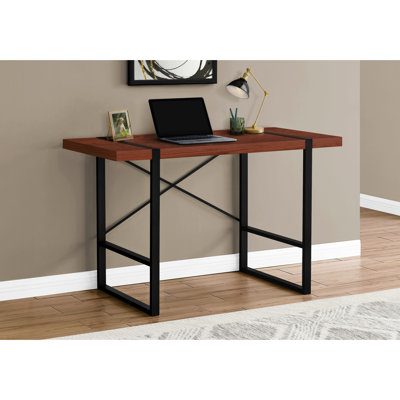 Bureau d'ordinateur moderne pour bureau à domicile, 48 po avec stratifié de type cerisier et métal noir, style industriel 49 po - surface brune, fabrication en métal, bois