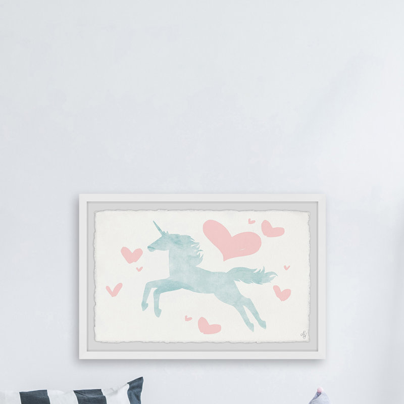 «Northwoods Flying Unicorn Hearts», reproduction encadrée, 30 po x 45 po