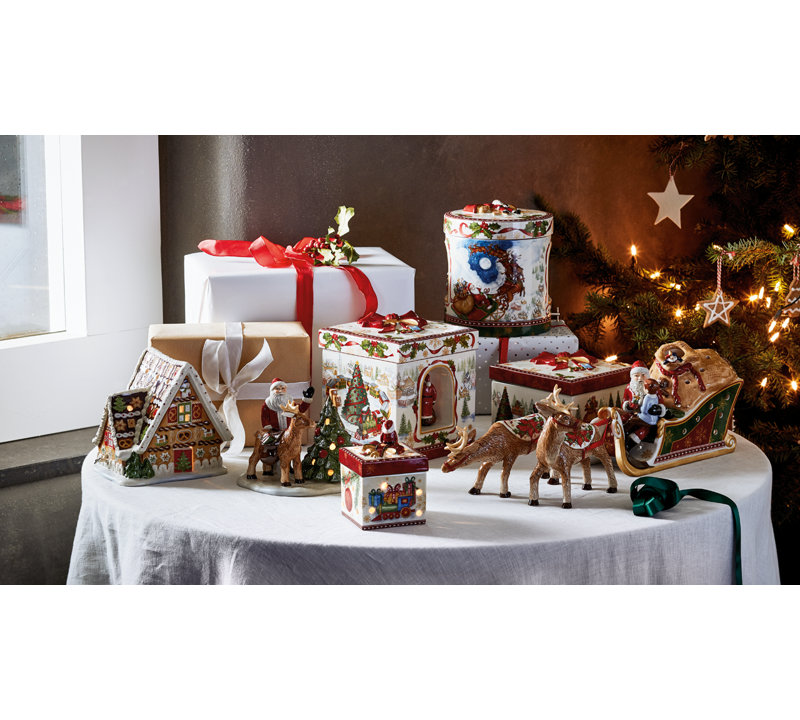 Christmas Toys Musical Gingerbread House