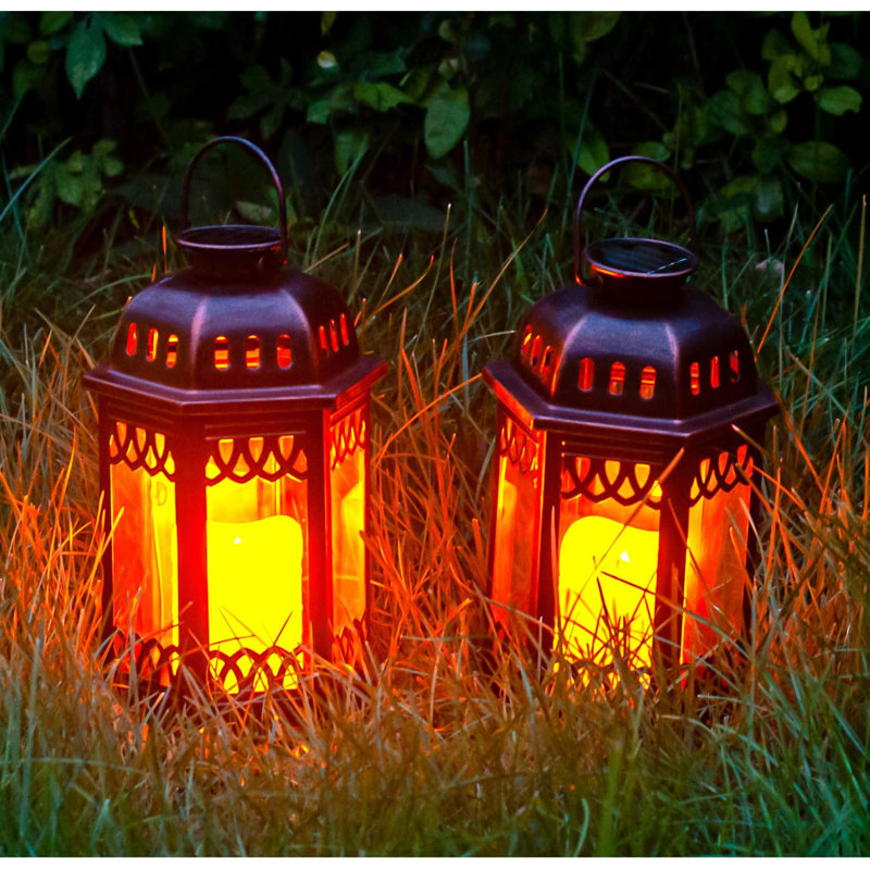 Hanging Solar Lights with Flickering Candle LED