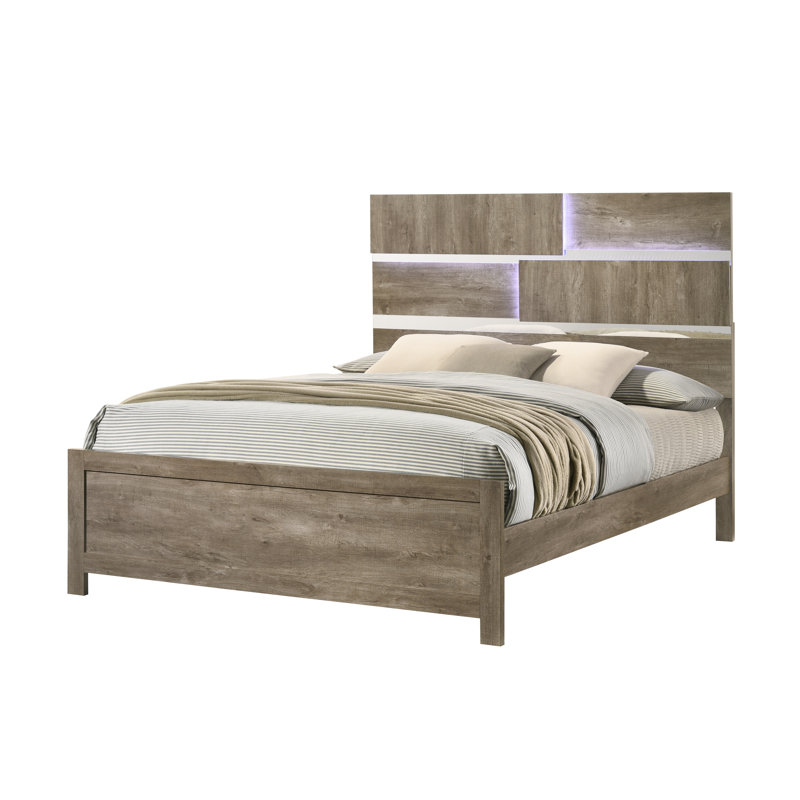 Ensemble de chambre à coucher grand lit 4 pièces avec commode, miroir et commode brun clair de style contemporain avec tête de lit à DEL et détails géométriques