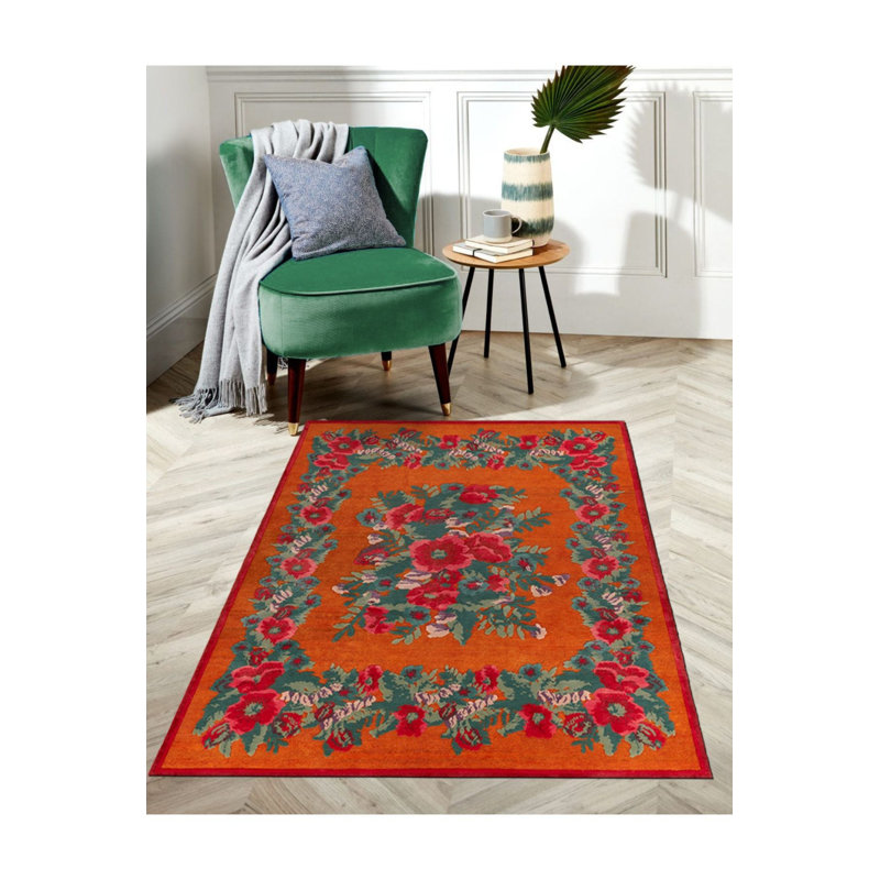 Tapis tissé à motif de coquelicots rouges Karabagh, Rectangle 2 pi 8 po x 5 pi
