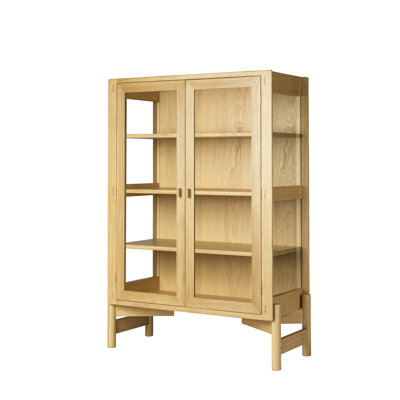 Boderne Display Stand