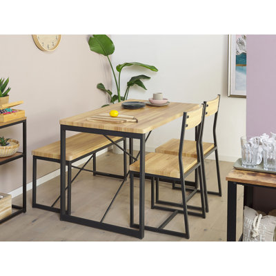 Halstad 4 - Person Dining Set