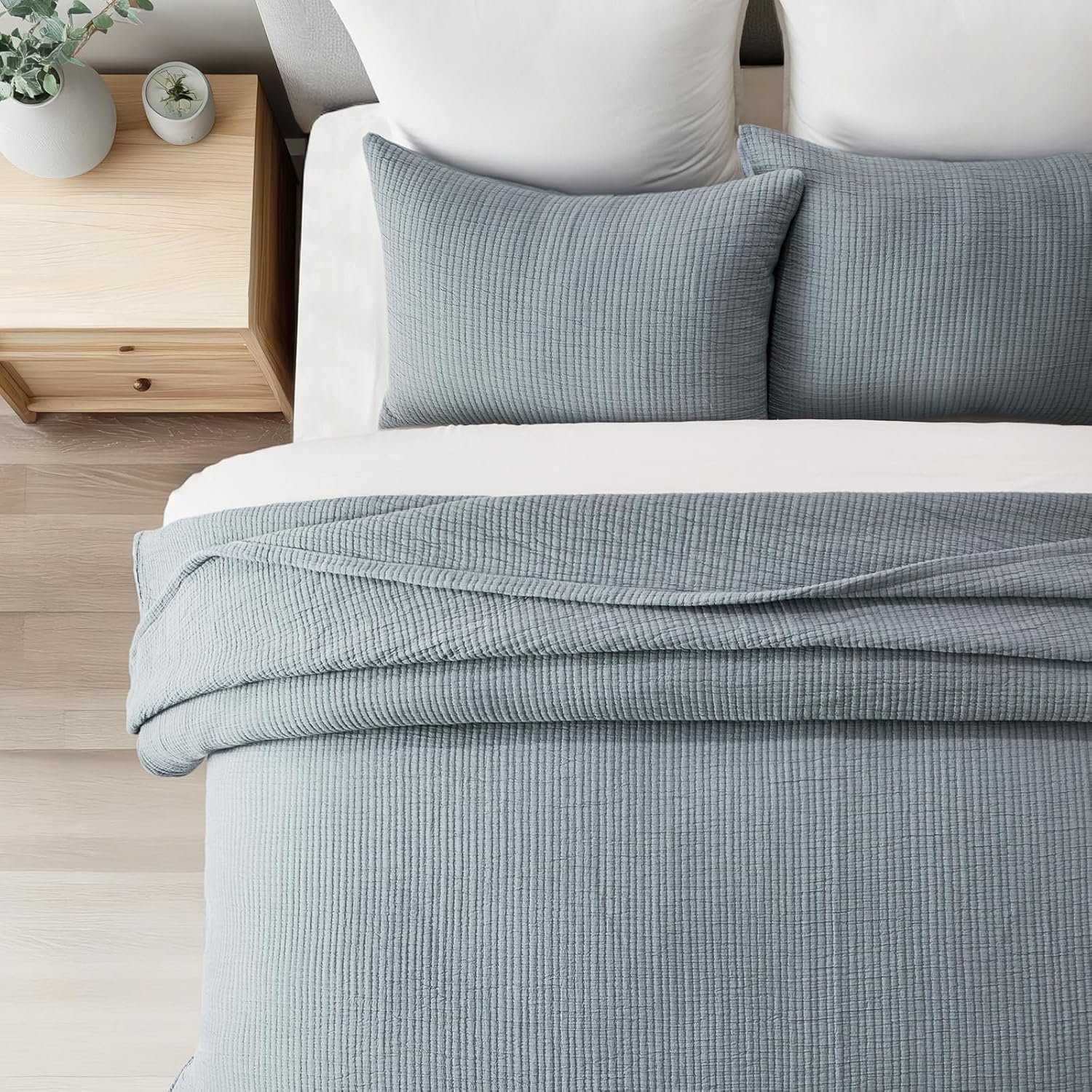 Solid Cotton Gauze Pick-stitch Matelesse Coverlet Bedspread set, King Quilt + 2 King Shams, Dusty Blue