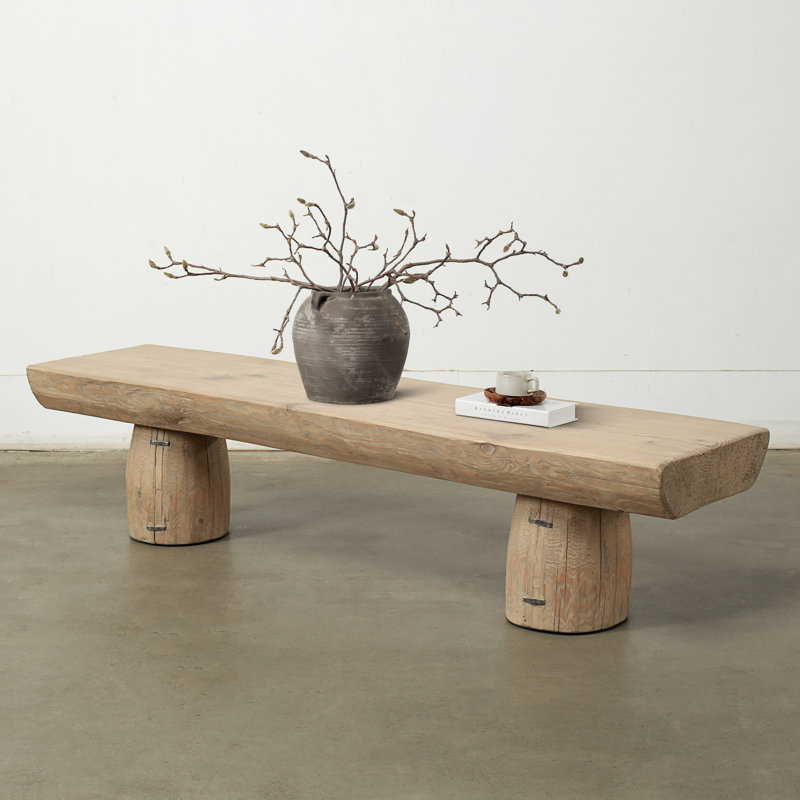 Table basse en bois massif