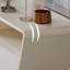 Table basse de style crème jumelée à un meuble télé