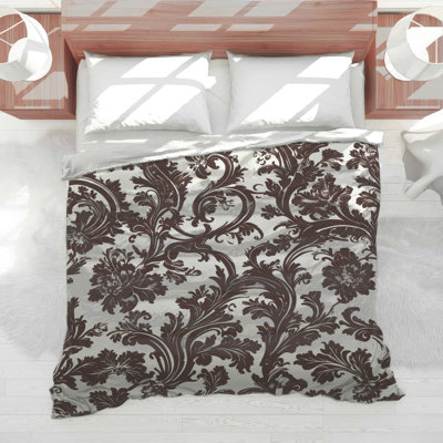 Floral Damask Pattern Comforter